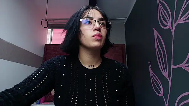 Kiara Fox   online show from 04-27-26, 08:51