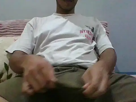 Snapshot of Bigdickboy2406 chatting on 07-04-26, 09:48 Bigdickboy2406 online show from 07-04-26, 09:48