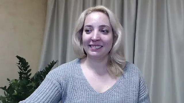 Snapshot of sweetpussy chatting on 02-20-25, 05:29 sweetpussy online show from 02-20-25, 05:29