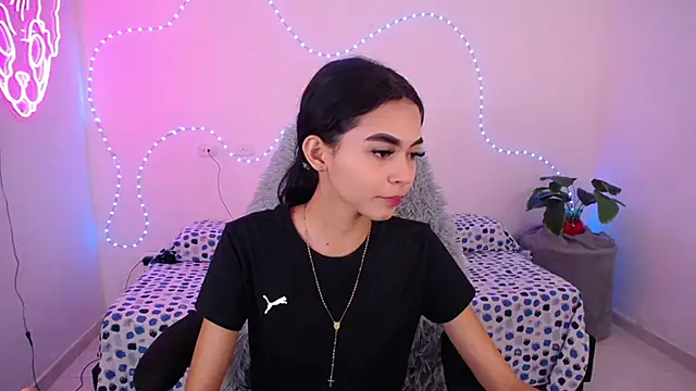 Sofia tgn online show from 05-15-26, 06:48