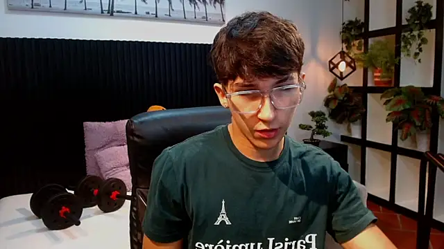 Snapshot of jeremy_job chatting on 02-04-26, 11:38 jeremy job online show from 02-04-26, 11:38