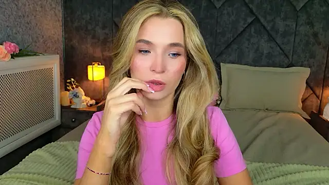 Lina Sinerz online show from 07-08-26, 08:35
