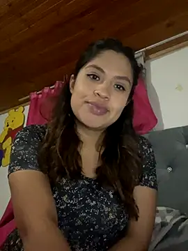 Alana-fox online show from 12-17-25, 04:51