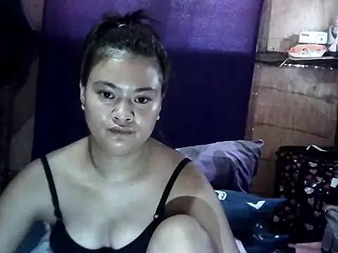 Snapshot of angela_rose20 chatting on 05-30-26, 11:24 angela rose20 online show from 05-30-26, 11:24