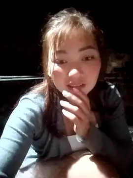 dona77 online show from 12-16-25, 09:42