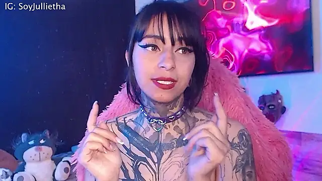 Julls420  online show from 02-22-26, 07:45