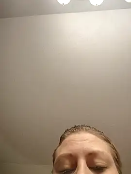 SpiderRose online show from 12-19-25, 03:19