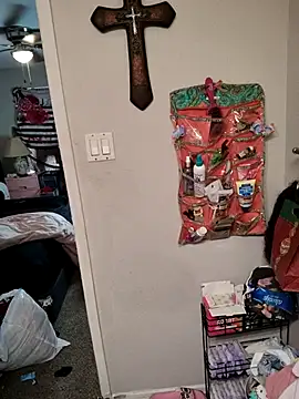 SpiderRose online show from 03-26-26, 05:18