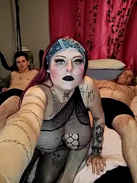 SpiderRose online show from 04-01-26, 03:07