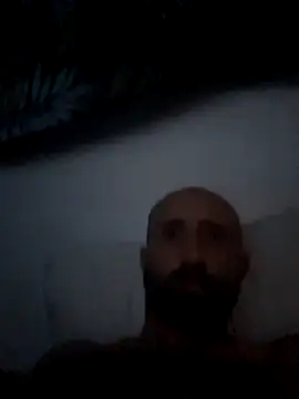 Snapshot of illann97126 chatting on 12-18-25, 05:35 illann97126 online show from 12-18-25, 05:35