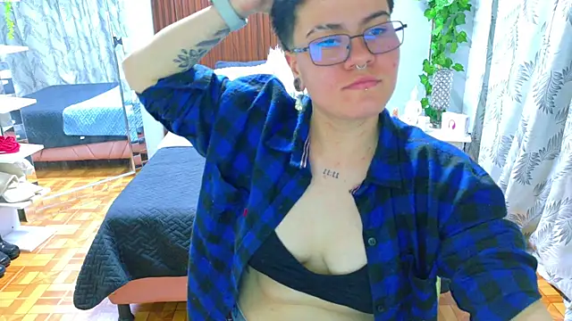 geminis xxx online show from 04-10-26, 03:45