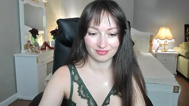 Snapshot of RosiAlina chatting on 05-05-26, 06:54 RosiAlina online show from 05-05-26, 06:54