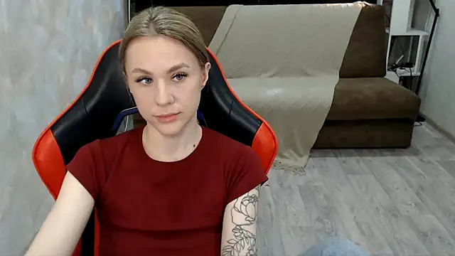 MiaBun1 online show from 02-07-26, 04:27