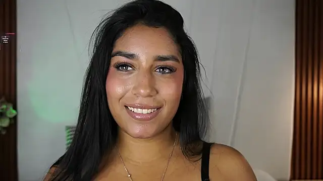 SaraJonesxx online show from 01-11-26, 07:08