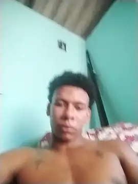 Snapshot of latinboi_sexy chatting on 12-17-25, 06:58 latinboi sexy online show from 12-17-25, 06:58