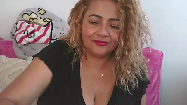 mariajosebarrazaa online show from 03-12-26, 04:46