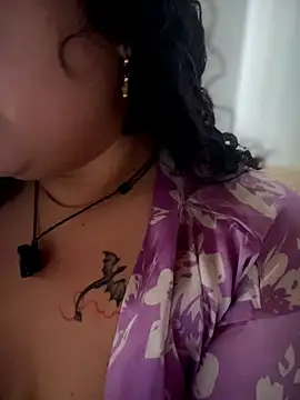 VanesssaMilf  online show from 02-16-26, 06:48