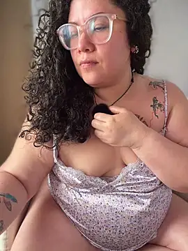 VanesssaMilf  online show from 05-28-26, 12:13