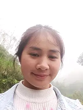 Snapshot of Him_MountainGirl chatting on 12-16-25, 02:05 Him MountainGirl online show from 12-16-25, 02:05