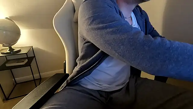 bigCock91420 online show from 04-02-26, 10:40