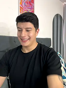 Goldenknight33 online show from 01-08-26, 02:19