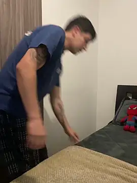 Goldenknight33 online show from 03-06-26, 02:02