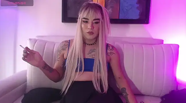 Snapshot of amyboom_hot chatting on 02-28-25, 09:55 amyboom hot online show from 02-28-25, 09:55