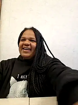 IsaSalvatore online show from 04-26-26, 03:59