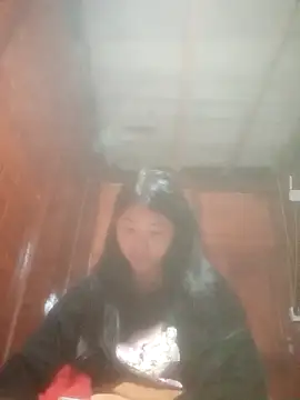 Snapshot of Amiluli chatting on 12-18-25, 12:55 Amiluli online show from 12-18-25, 12:55