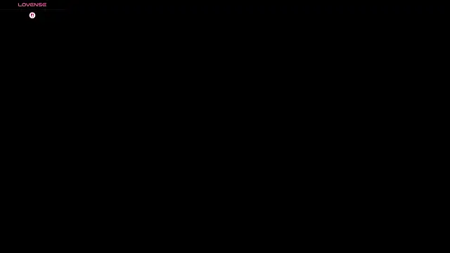 Snapshot of KiraBodrick chatting on 07-19-26, 04:22 KiraBodrick online show from 07-19-26, 04:22