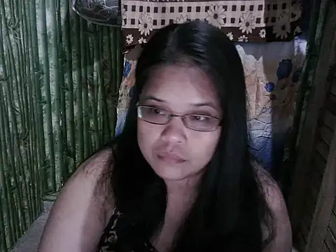 Hotty babe23 online show from 03-20-26, 12:54