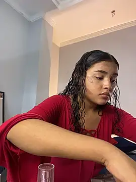 ladulcemary  online show from 01-08-26, 01:02