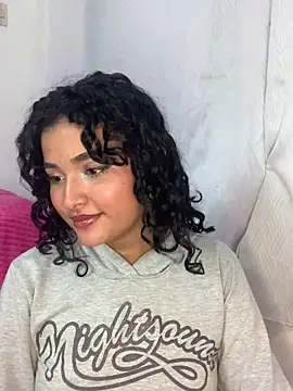 ladulcemary  online show from 03-19-26, 07:40