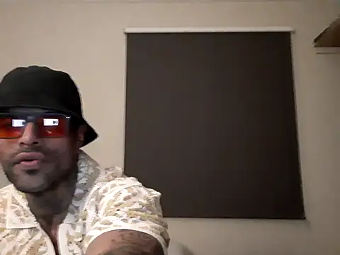 Chesarini online show from 12-18-25, 09:26