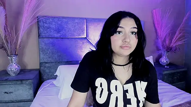 NaomySakura online show from 04-26-26, 08:39