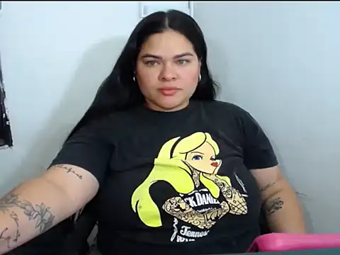 Snapshot of NinaFuentes2X chatting on 07-02-26, 03:17 NinaFuentes2X online show from 07-02-26, 03:17