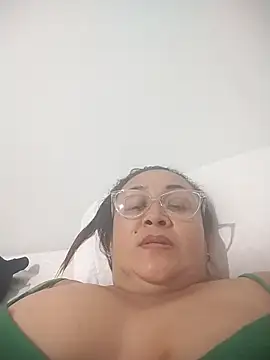 Nini Love  online show from 02-03-26, 06:22