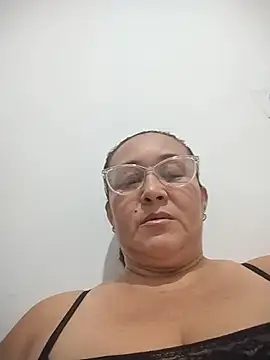 Nini Love  online show from 02-04-26, 02:28