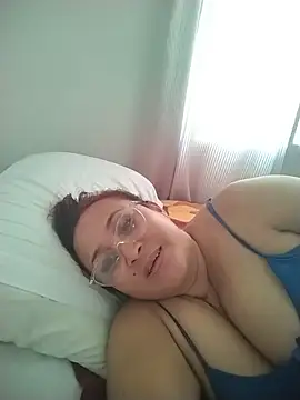 Nini Love  online show from 02-08-26, 03:15