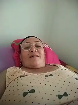 Nini Love  online show from 02-10-26, 10:36