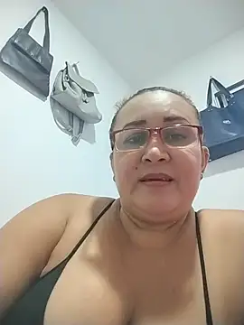 Nini Love  online show from 03-13-26, 02:51