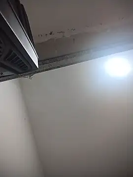 Nini Love  online show from 04-09-26, 04:01