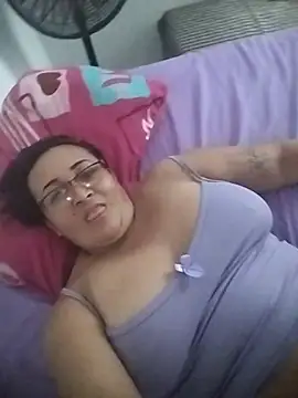 Nini Love  online show from 04-22-26, 08:54