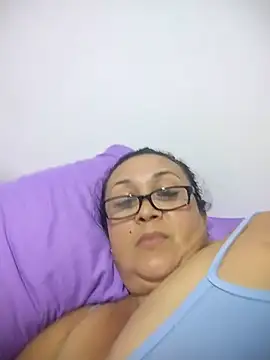 Nini Love  online show from 07-19-26, 03:32