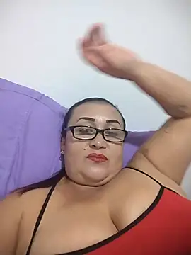 Nini Love  online show from 07-26-26, 03:47