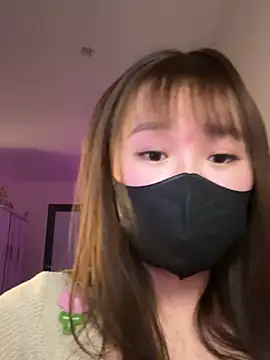 Miumeo20 online show from 04-25-26, 04:37