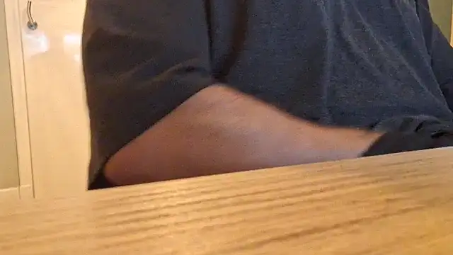 Snapshot of HardCockCum61 chatting on 12-18-25, 03:51 HardCockCum61 online show from 12-18-25, 03:51