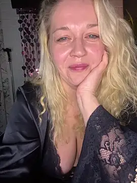 JenniferCarmen online show from 02-17-26, 03:19