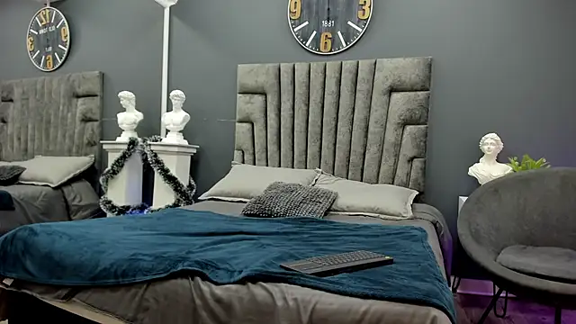 kevin  warhol online show from 12-17-25, 04:18