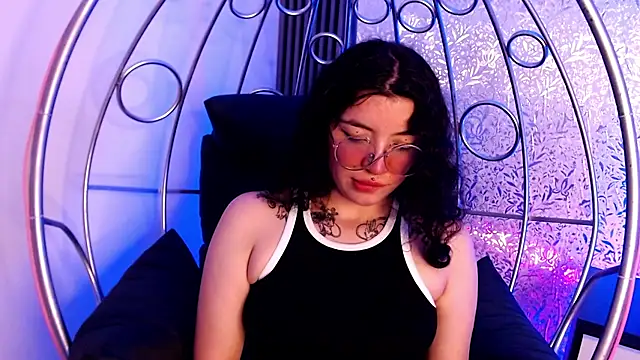 Lilibeth 01 online show from 12-17-25, 03:01